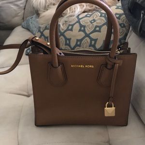 Michael Kors camel purse
